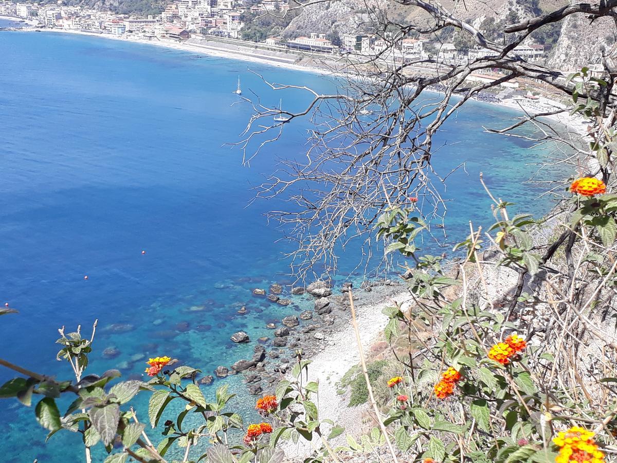 B&B Fragranza Di Sicilia Giardini Naxos Ngoại thất bức ảnh